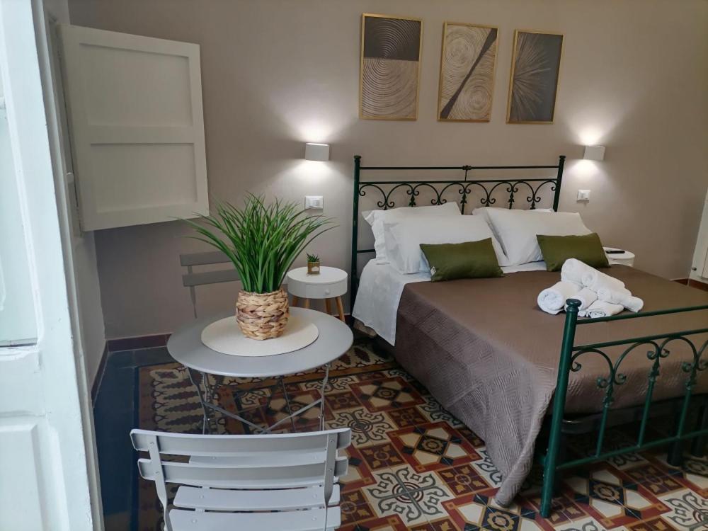 Hotel Aremu à Lecce Extérieur photo