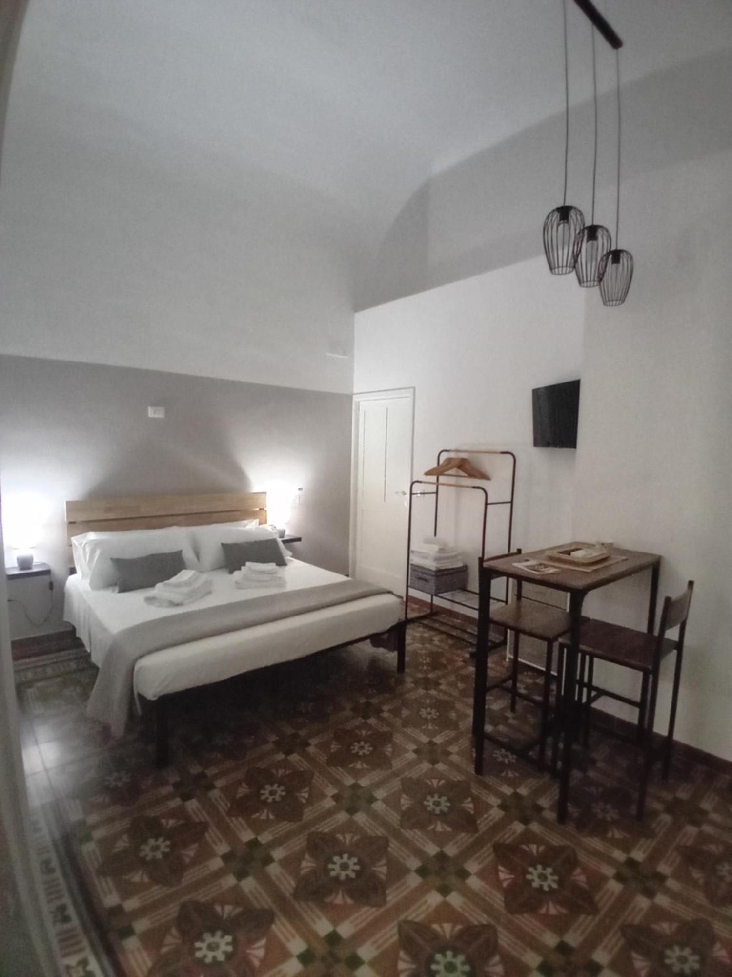 Hotel Aremu à Lecce Extérieur photo