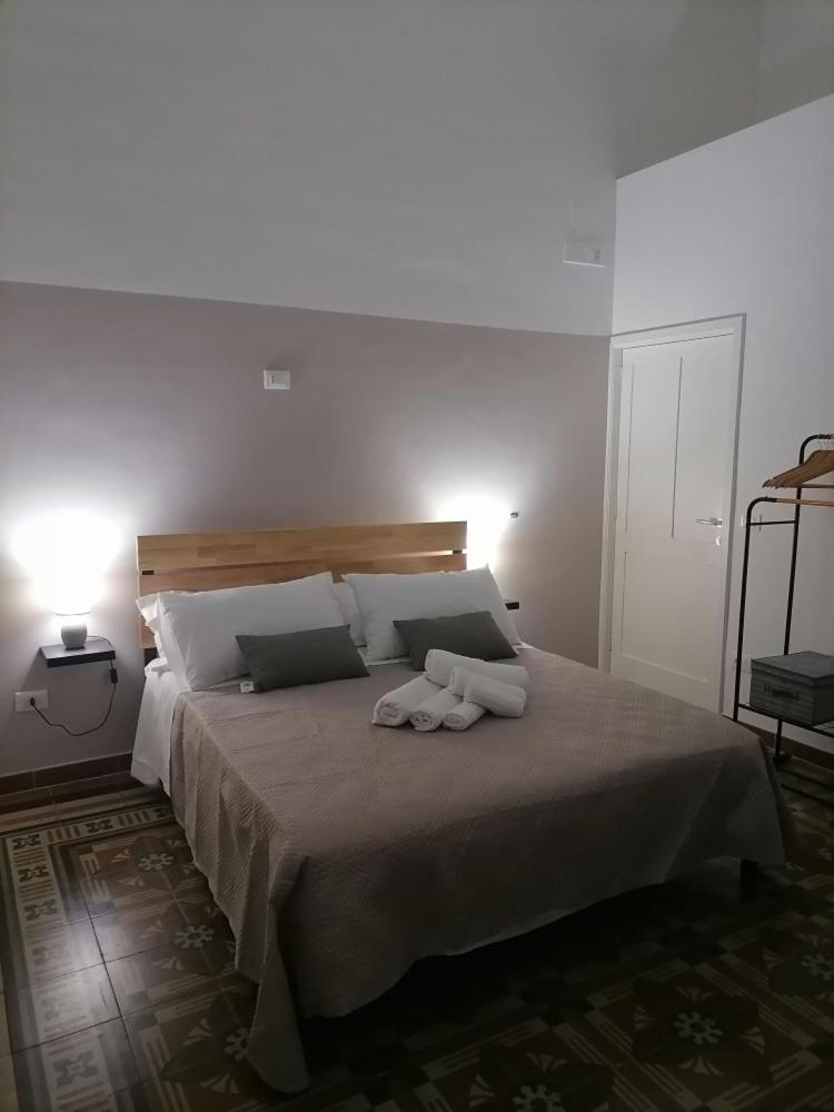 Hotel Aremu à Lecce Extérieur photo